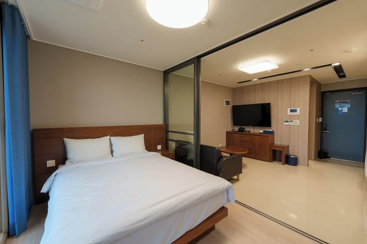 Deluxe Double with Ocean View