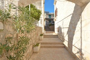 Apartment, Multiple Beds | Exterior