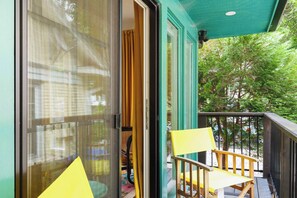 Property grounds - Chiquita Banana by Minty Living (Atlanta)