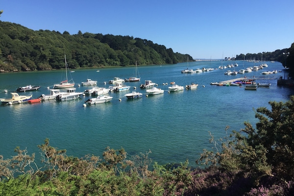 le port de Porsmoric à 5 minutes àde la maison pied