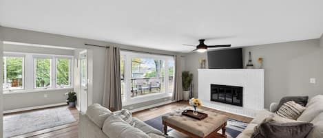 Smart TV, fireplace, foosball, table tennis