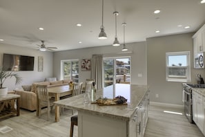 Interior - Casa Alina: a modern 7 bedroom wine to waves (Avila Beach)