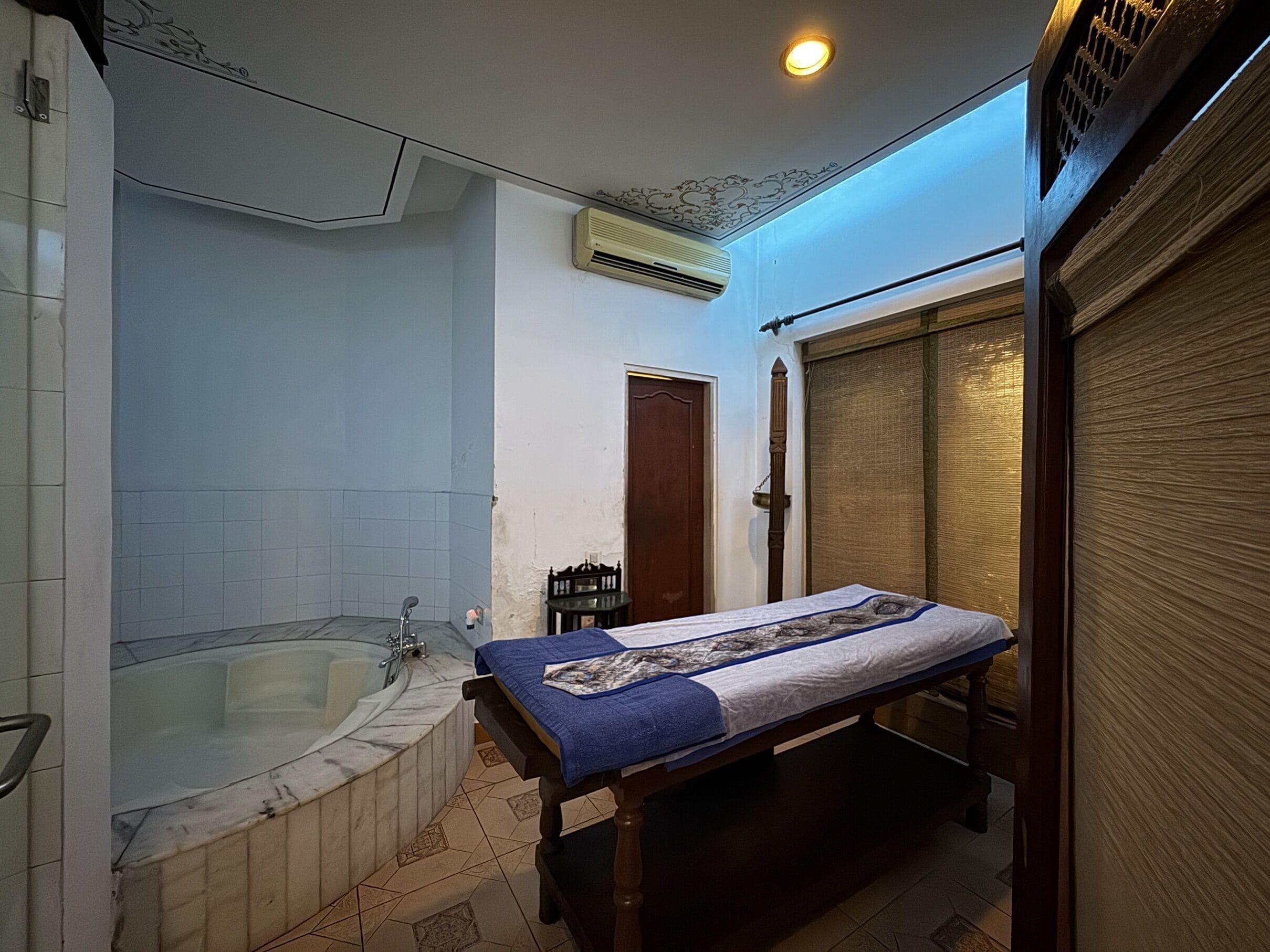 2 salas de tratamento, massagens