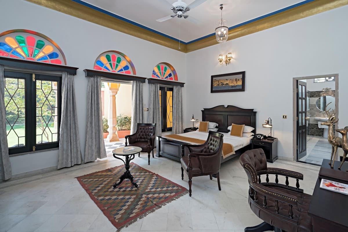 Individually decorated, desk, free WiFi, bed sheets