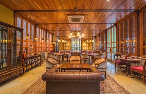 Restaurant - Narain Niwas Palace (Jaipur)