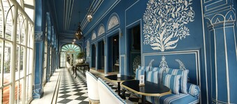 ナライン ニワス パレス