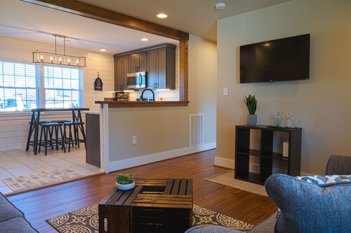 The Ranch at Wine Country - Complimentary Bottle!