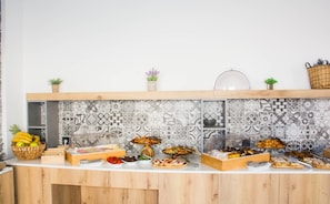 Desayuno buffet incluido todos los días