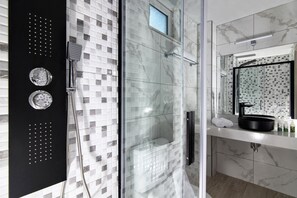Shower - Golden Sunlight by Estia (Hersonissos)