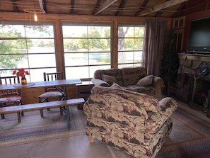 Smart TV, fireplace, DVD player, video library