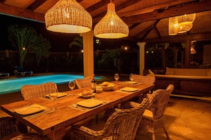 Outdoor dining - Private Villa in a unique environment (Corralejo)