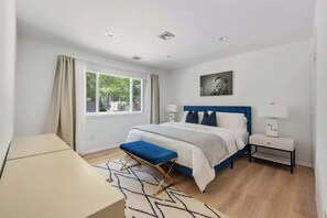 4 bedrooms, desk, iron/ironing board, travel cot