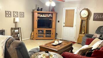 Smart TV, DVD player