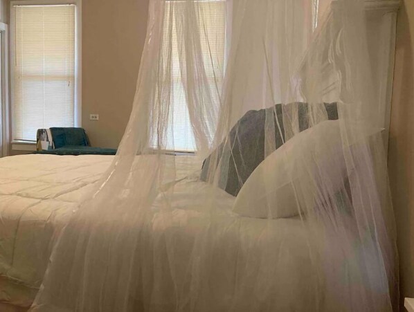 3 Schlafzimmer, Schreibtisch, Bügeleisen/Bügelbrett, kostenloses WLAN