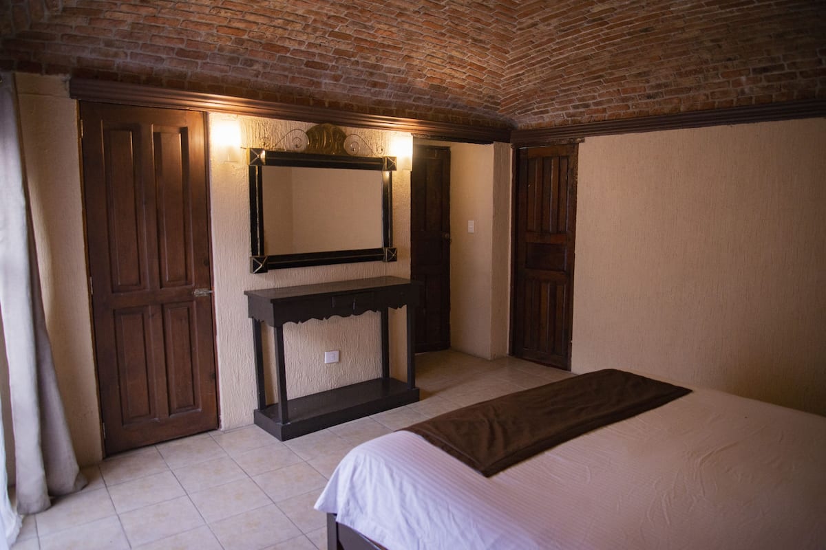 2 habitaciones, decoración personalizada, wifi gratis y ropa de cama