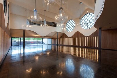 Cava and Hotel Mastinell