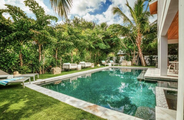 Outdoor pool, a heated pool