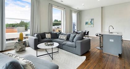 2 Bedroom Downtown Cartersville Loft 2