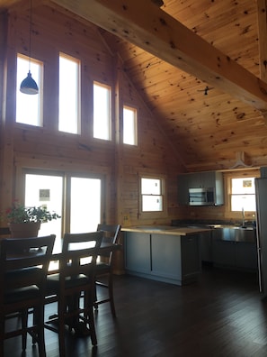 تناول الطعام