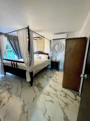 2 bedrooms, desk, iron/ironing board, travel crib