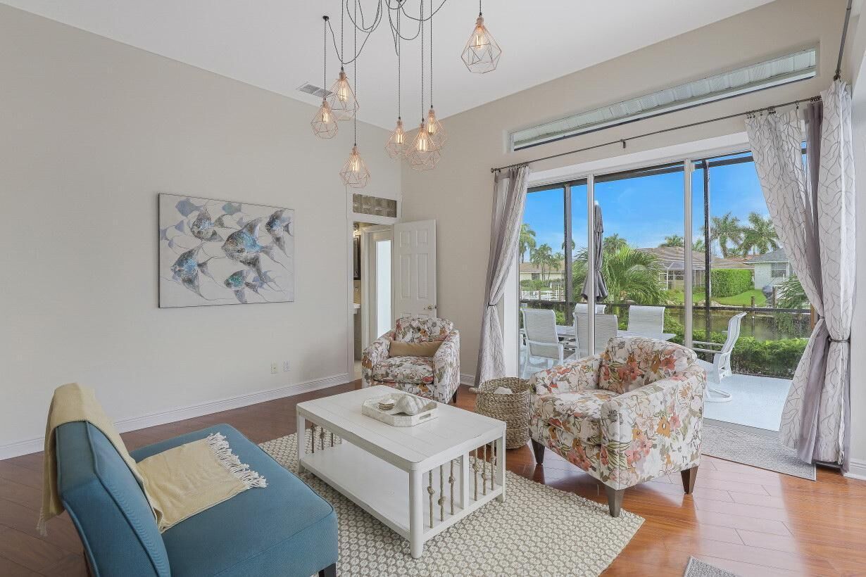 獨棟房屋, 多張床 (Waterfront home on key lot with pool ) | 客廳