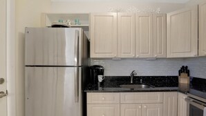 Condo, 1 Queen Bed with Sofa bed (Peaceful condo with pool and brief wa) | Private kitchen - Peaceful Condo With Pool and Brief Walk to Beach (Marco Island)