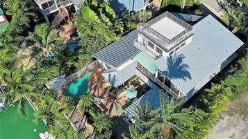 独立别墅, 多张床 (Unique waterfront home in Olde Marco ) | 住宿场地