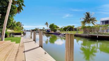 獨棟房屋, 多張床 (Unique waterfront home in Olde Marco ) | 游泳池 | 溫水游泳池