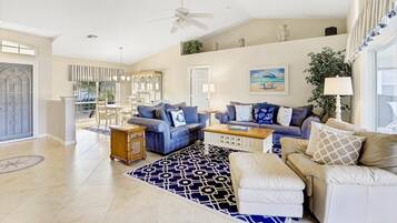 House, Multiple Beds (Peaceful Waterfront home with pool an) | Living room