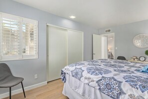 2 chambres, bureau, fer et planche à repasser, Wi-Fi gratuit