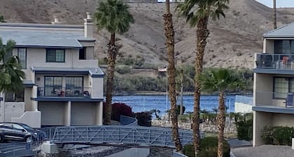 Comfortable 2 Bed/2 Bath Condo on the River with Private Marina!