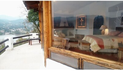 La Bellísima Suite de la Tribulacion ~ Amazing Views Of The Lake!  