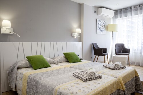 Luxury penthouse with huge terrace in the center of León - leonapartamentos