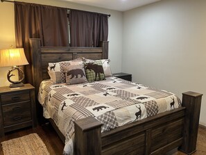 2 quartos, ferros/tábuas de passar roupa, Wi-Fi, roupa de cama