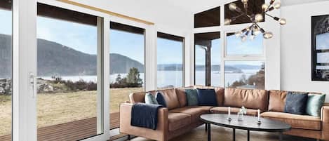 Televisi 30-inci dengan saluran TV digital