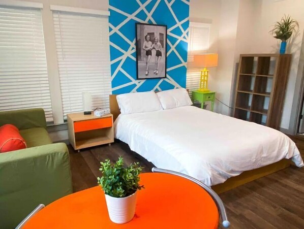 1 bedroom, iron/ironing board, free WiFi, bed sheets