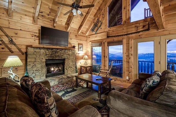 Smart TV, fireplace, offices