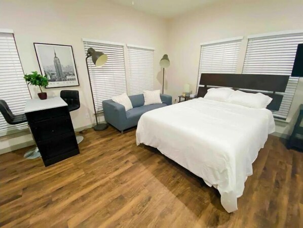 1 bedroom, WiFi, bed sheets