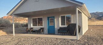 Beautiful cottage at the base of Boulder Mountain! Amazing views all around!