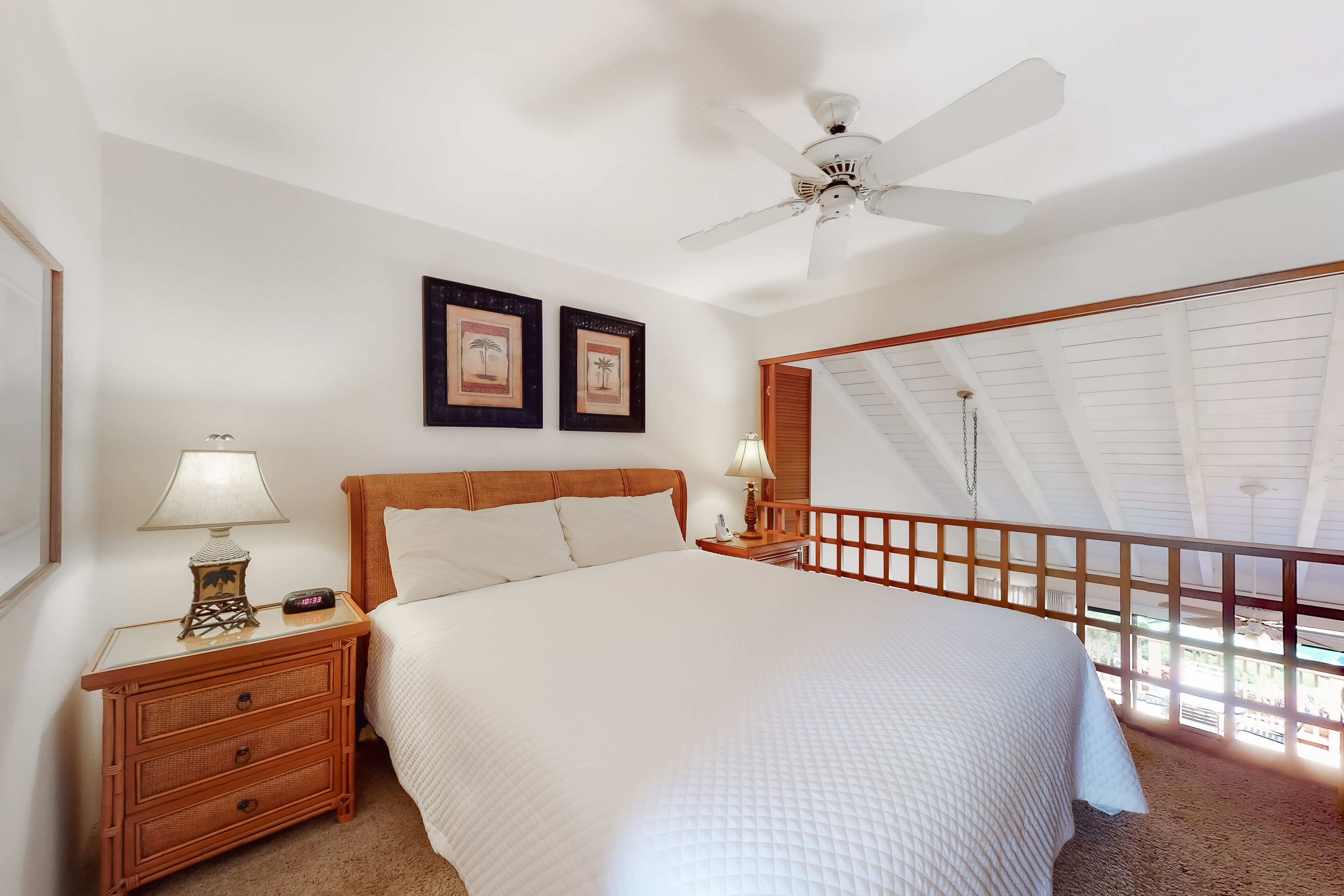 2 bedrooms, iron/ironing board, internet, bed sheets