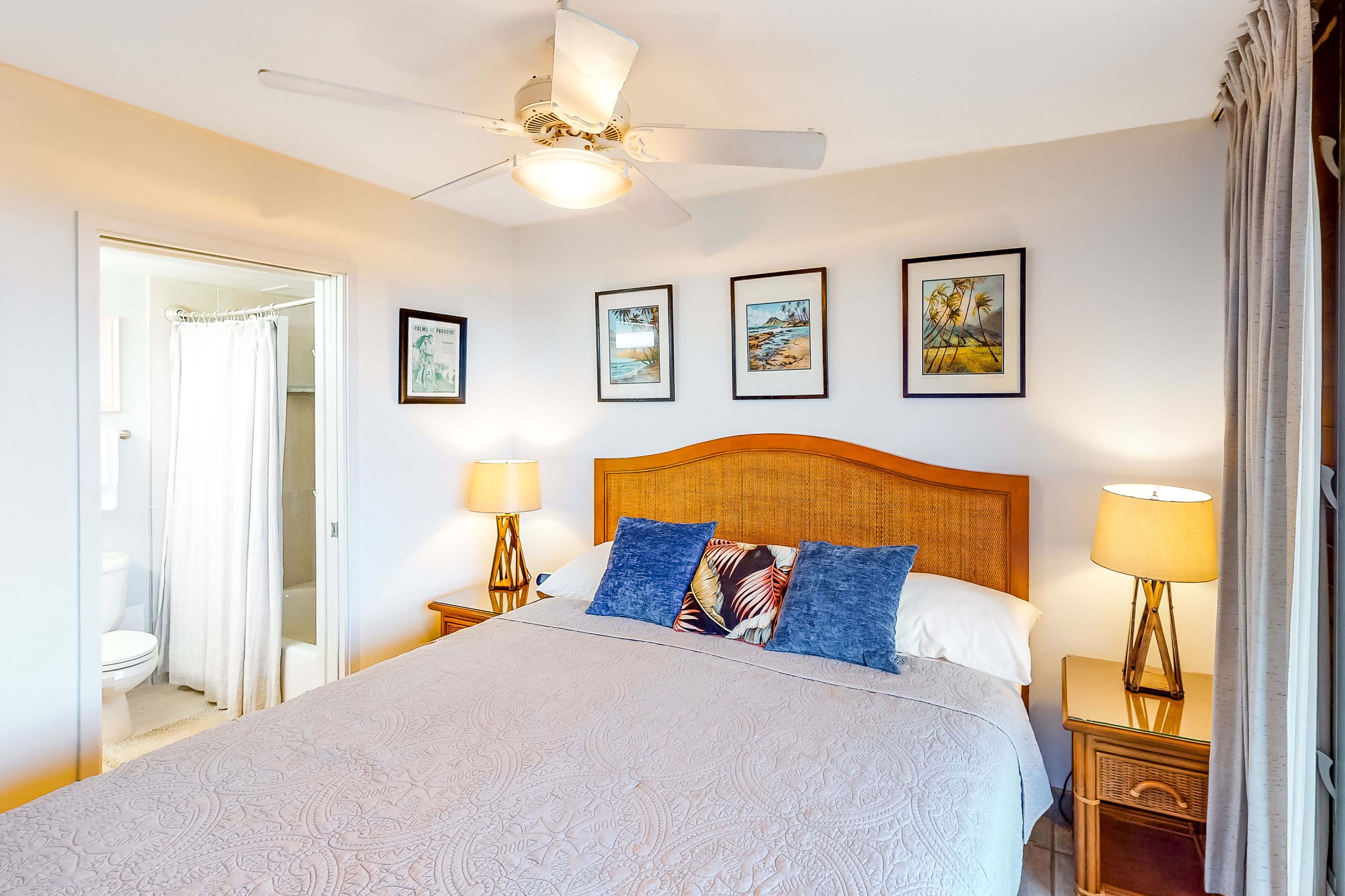 2 bedrooms, iron/ironing board, internet, bed sheets