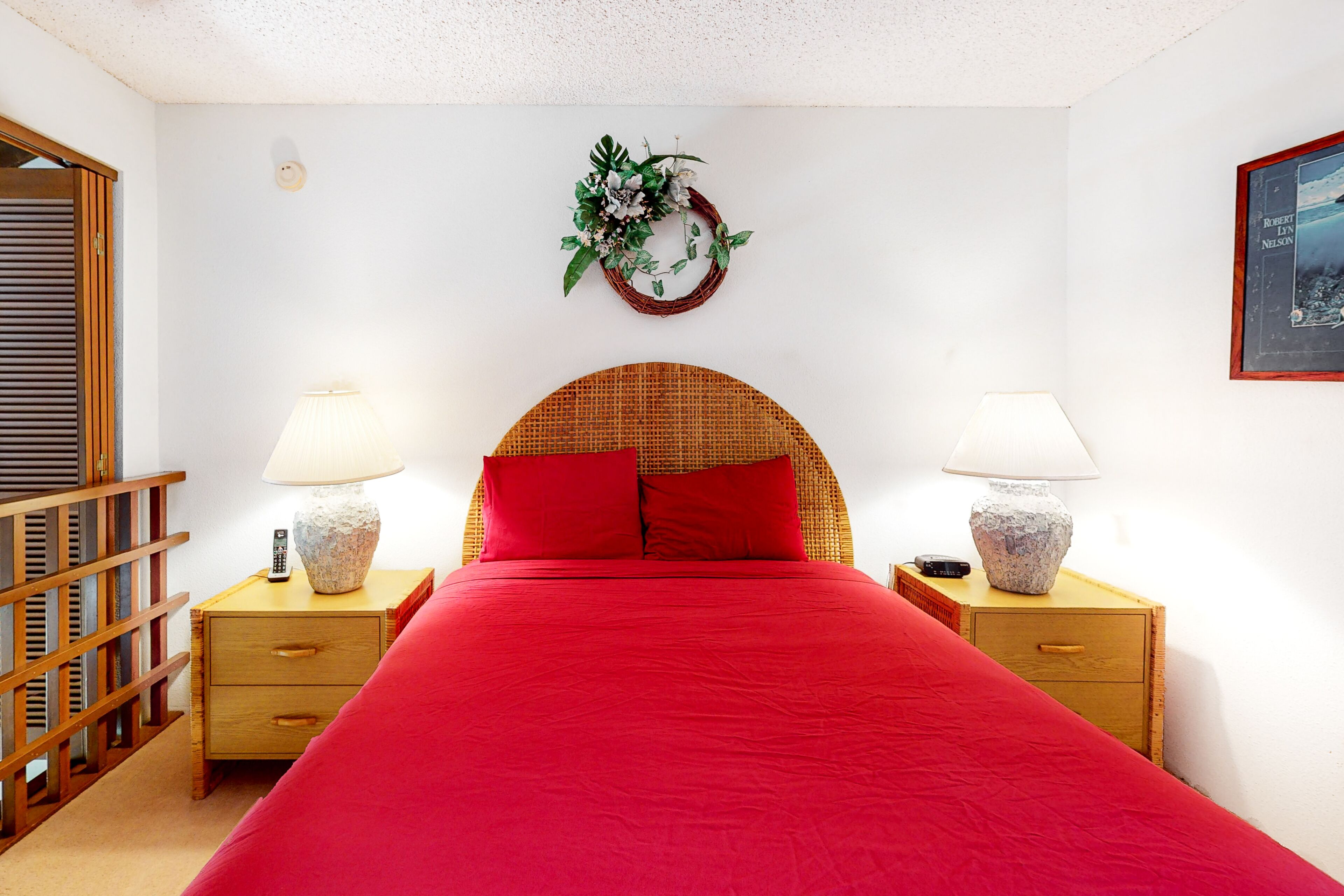 2 bedrooms, iron/ironing board, internet, bed sheets