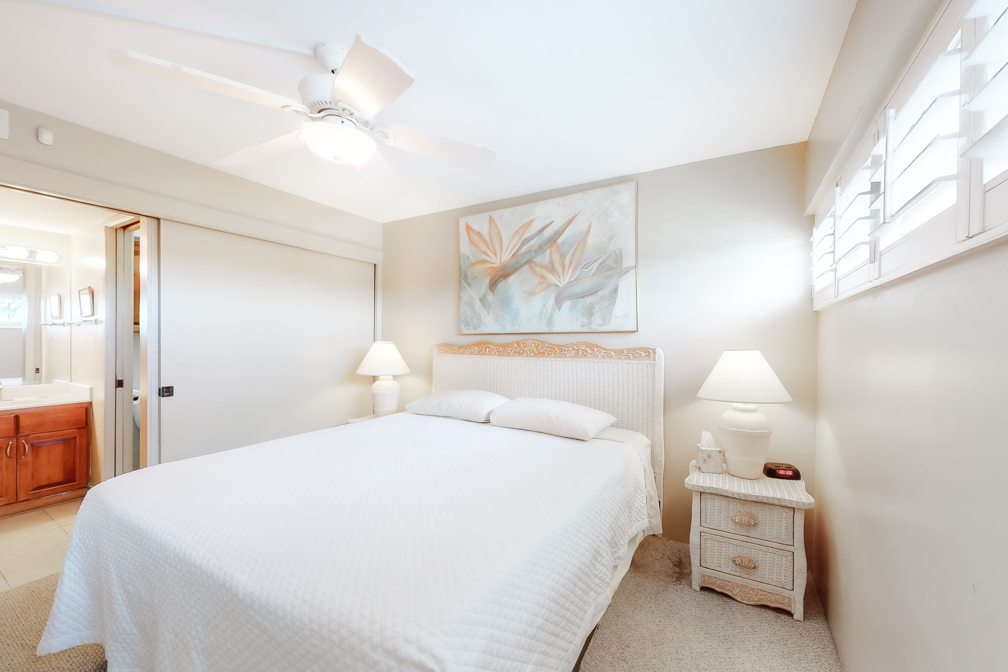 1 bedroom, iron/ironing board, free internet, bed sheets