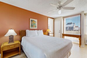 2 室のベッドルーム、アイロン / アイロン台、インターネット、ベッドシーツ