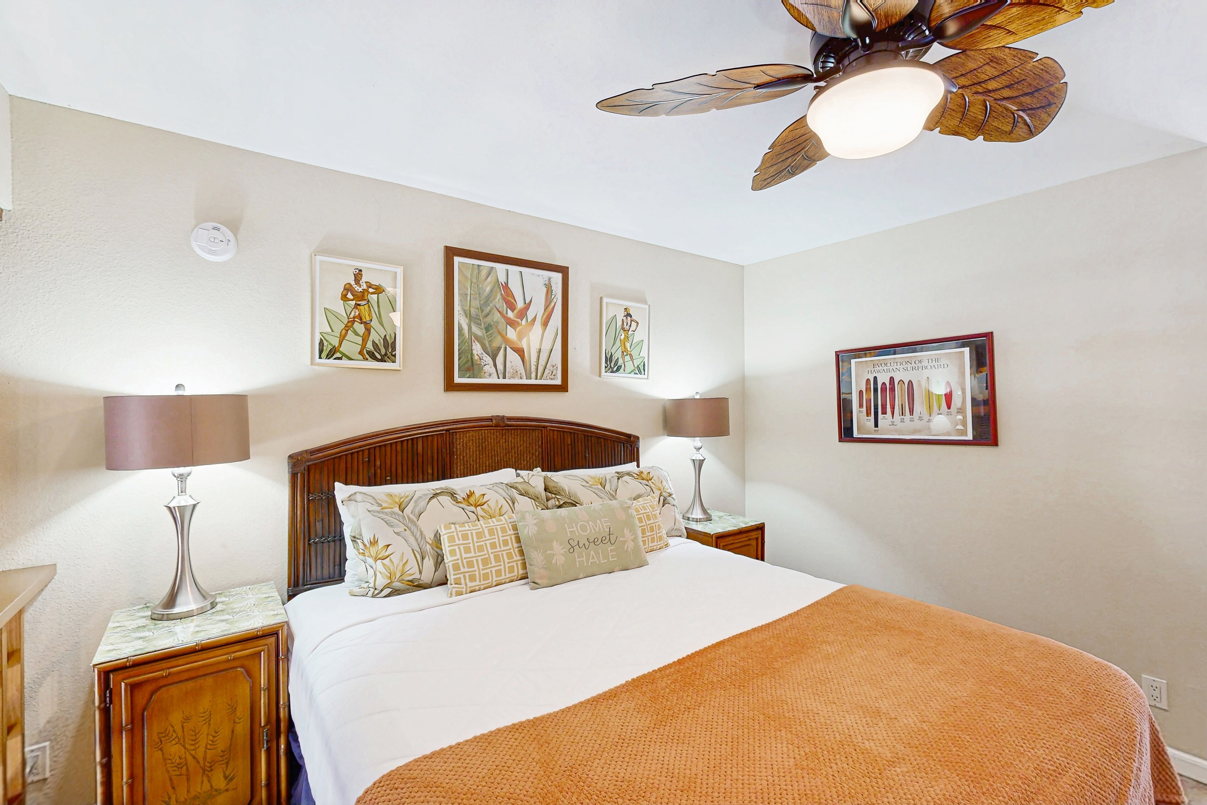 2 bedrooms, iron/ironing board, internet, bed sheets