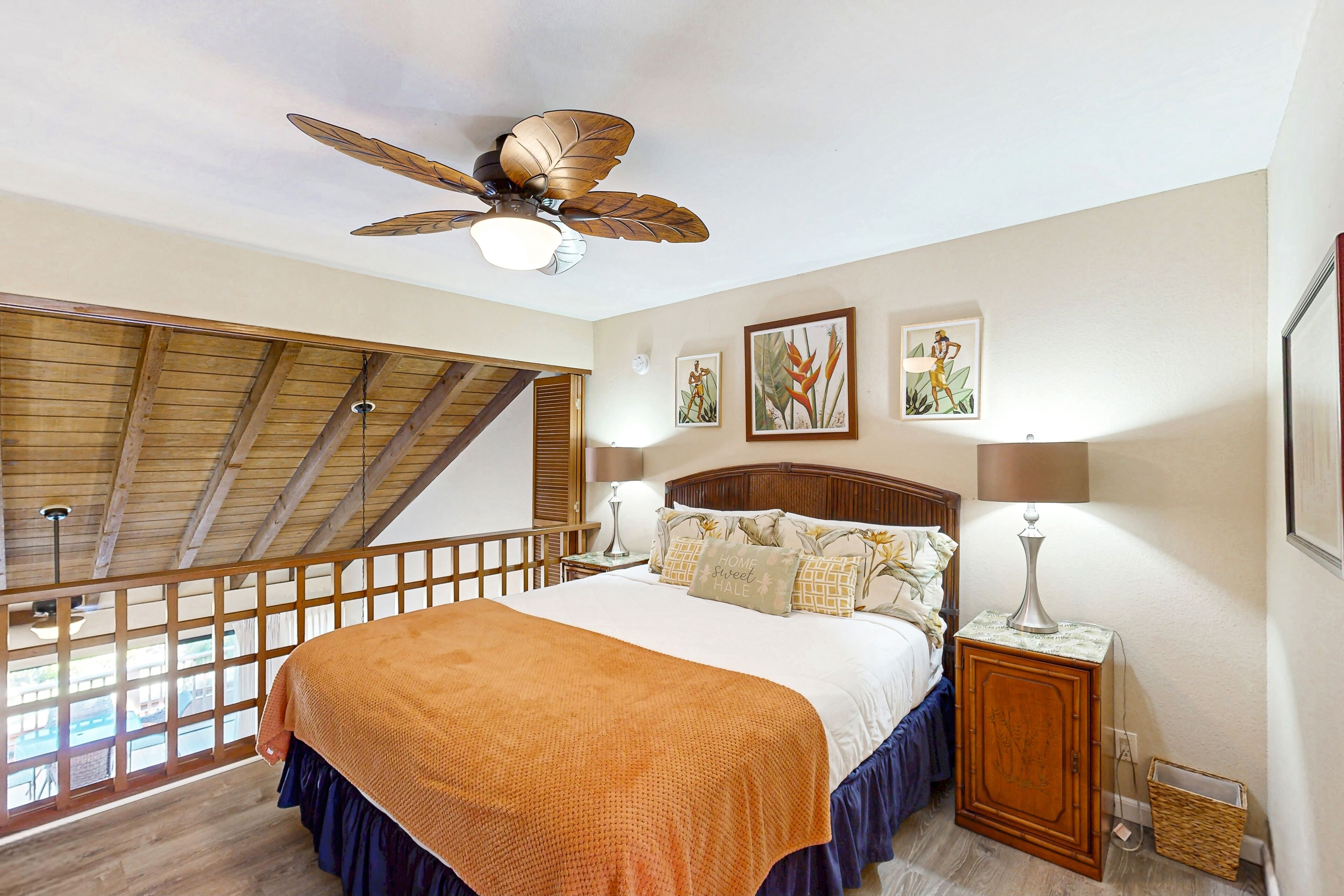 2 bedrooms, iron/ironing board, internet, bed sheets