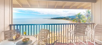 Wailua Bay View condo near surf & sand with pool, ocean views & W/D
