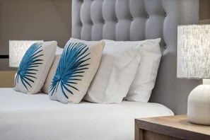 3 bedrooms, desk, iron/ironing board, WiFi