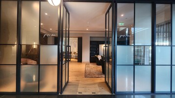 Con vista al mar, abre todos los días