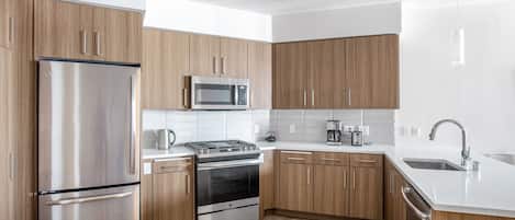 Fridge, microwave, oven, dishwasher